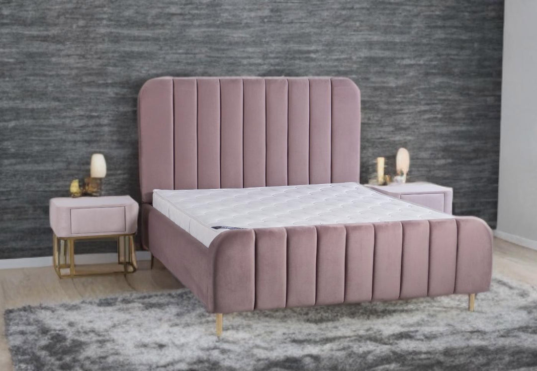 מיטה מרופדת דגם בברלי